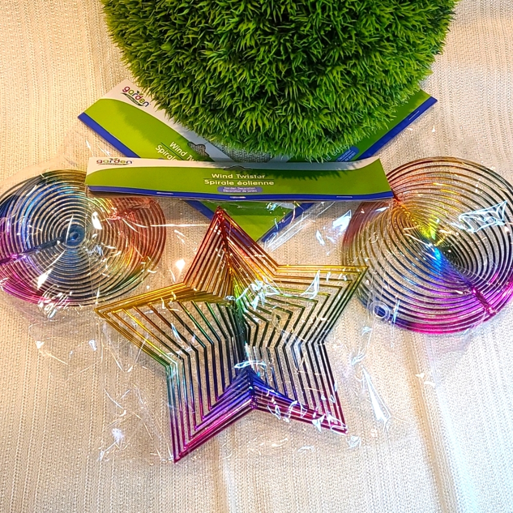 Wind Twister Garden Decor 3D Star 8.75” X 6.25” and circle 5.75" set of 3 NIB